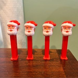 🍊 4 Vintage Santa Pez Dispensers - Mint Condition